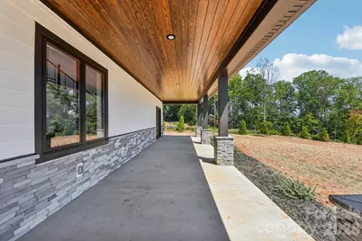 109 Winners Circle, Mooresville, NC 28117 - Photo 2