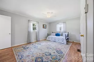 1515 Dallas Cherryville Hwy, Dallas, NC 28034 - Photo 22