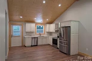 522 Brandon Rd, Black Mountain, NC 28711 - Photo 4