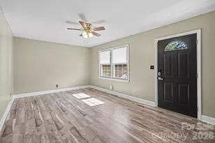 202 W Debby Dr, Shelby, NC 28152 - Photo 6