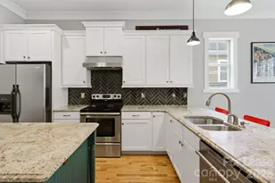 2724 Holt St, Charlotte, NC 28205 - Photo 14