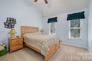 10010 Drawbridge Dr, Charlotte, NC 28215 - Photo 14