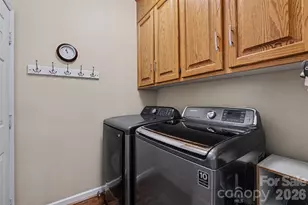 10010 Drawbridge Dr, Charlotte, NC 28215 - Photo 18