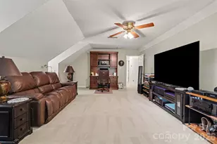 10010 Drawbridge Dr, Charlotte, NC 28215 - Photo 16