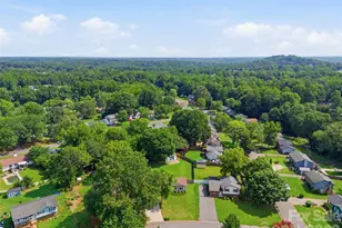 416 King John Cir, Gastonia, NC 28056 - Photo 32