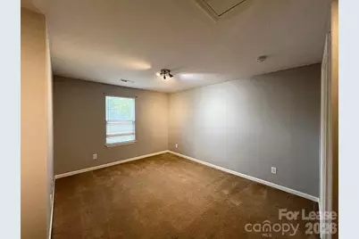 4828 Lynn Lee Circle, Charlotte, NC 28269 - Photo 4