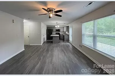 4828 Lynn Lee Circle, Charlotte, NC 28269 - Photo 2