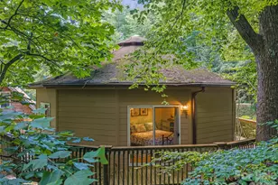 284 Simmons Ridge Rd, Bakersville, NC 28705 - Photo 2