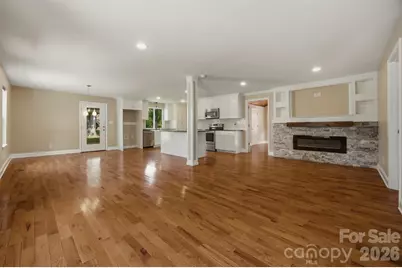 1515 Berkley Street SW, Lenoir, NC 28645 - Photo 8