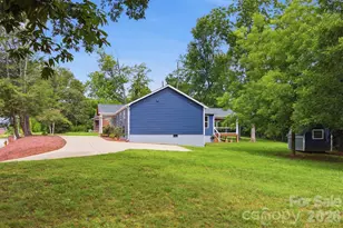 1515 Berkley St SW, Lenoir, NC 28645 - Photo 6