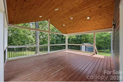 1515 Berkley Street SW, Lenoir, NC 28645 - Photo 22