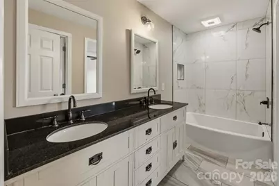 1515 Berkley Street SW, Lenoir, NC 28645 - Photo 16