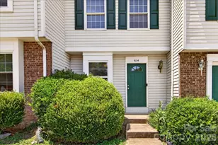 614 Lex Dr, Charlotte, NC 28262 - Photo 2