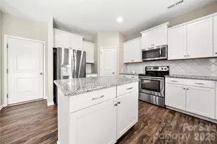 4628 Meshack Ave, Charlotte, NC 28213 - Photo 10