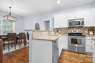142 Valley Glen Dr, Troutman, NC 28166 - Photo 10