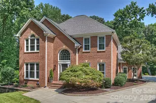 7701 Walthall Ct, Charlotte, NC 28210 - Photo 2
