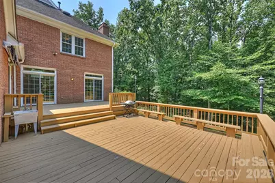7701 Walthall Court, Charlotte, NC 28210 - Photo 40
