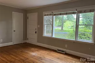 4217 Winfield Dr, Charlotte, NC 28205 - Photo 6