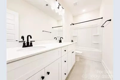 1220 N Sharon Amity Road, Charlotte, NC 28211 - Photo 32