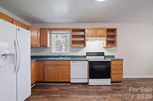 23 Rolling Hills Dr, Asheville, NC 28806 - Photo 4