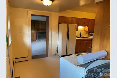 318 Academy Street, Canton, NC 28716 - Photo 22