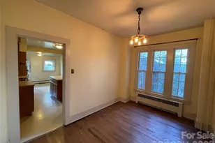 318 Academy St, Canton, NC 28716 - Photo 6