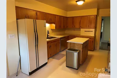 318 Academy Street, Canton, NC 28716 - Photo 26