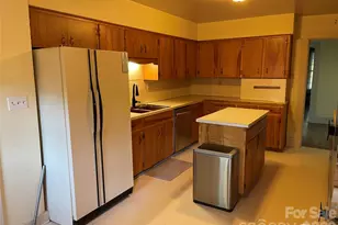 318 Academy St, Canton, NC 28716 - Photo 26