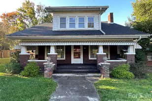 318 Academy St, Canton, NC 28716 - Photo 1
