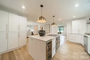 2528 Providence Rd, Charlotte, NC 28211 - Photo 12