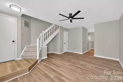6407 Windsor Gate Lane, Charlotte, NC 28215 - Photo 6