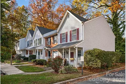 6407 Windsor Gate Lane, Charlotte, NC 28215 - Photo 4