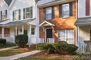 6407 Windsor Gate Ln, Charlotte, NC 28215 - Photo 2