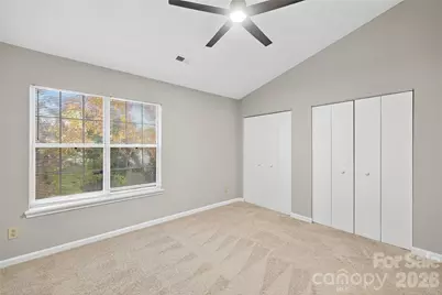 6407 Windsor Gate Lane, Charlotte, NC 28215 - Photo 12