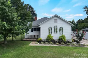 207 Faulkner St, Clover, SC 29710 - Photo 2