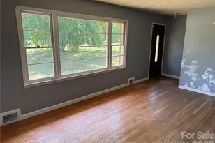 649 Curtis Bridge Rd, North Wilkesboro, NC 28659 - Photo 10