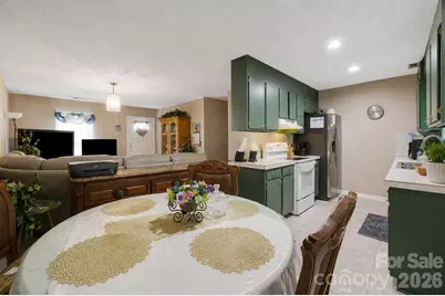 302 W Elm Street, Wingate, NC 28174 - Photo 6