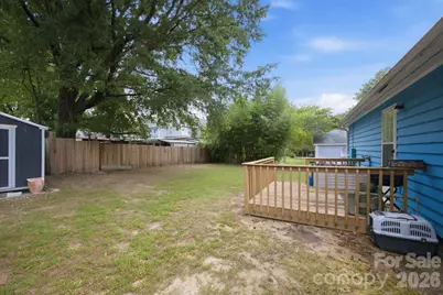 302 W Elm Street, Wingate, NC 28174 - Photo 22