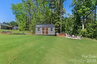 4364 Belmont Dr, Morganton, NC 28655 - Photo 4