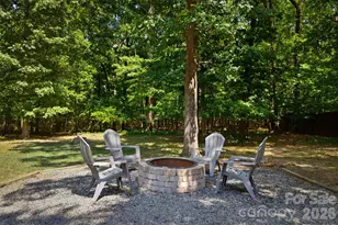 802 White Oaks Cir, Monroe, NC 28112 - Photo 10