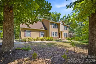 802 White Oaks Cir, Monroe, NC 28112 - Photo 2