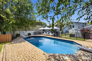 2017 Wilhelmina Ave, Charlotte, NC 28205 - Photo 2