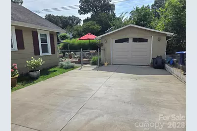 201 Stafford Street, Black Mountain, NC 28711 - Photo 6