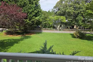 201 Stafford St, Black Mountain, NC 28711 - Photo 4