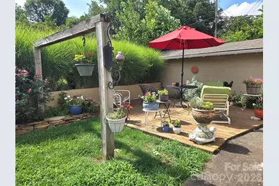 201 Stafford Street, Black Mountain, NC 28711 - Photo 10