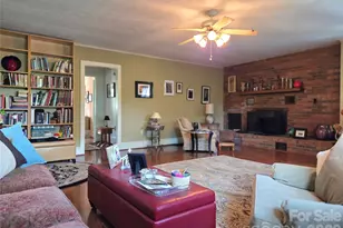 201 Stafford St, Black Mountain, NC 28711 - Photo 20