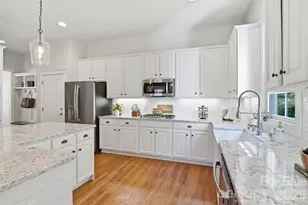 2075 Lake Forest Dr, Fort Mill, SC 29708 - Photo 14