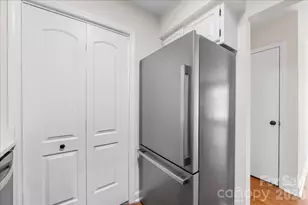 1612 Sharon Rd W, Charlotte, NC 28210 - Photo 14