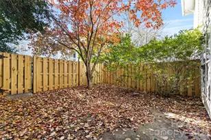 958 W 1st St, Charlotte, NC 28202 - Photo 26