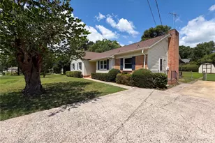 1034 Buckingham Ave, Gastonia, NC 28054 - Photo 16